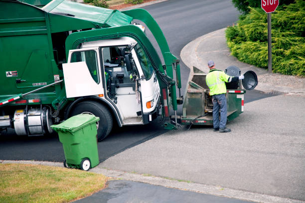 Best Yard Waste Removal  in Fostoria, OH